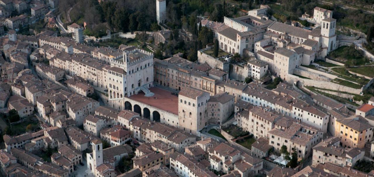 Appartamento Centro Storico 구비오 외부 사진